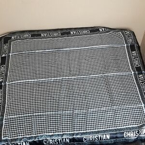 Christian Black and White Houndstooth Scarf
